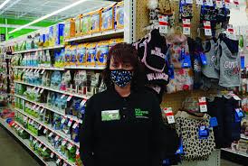 Apart from the administrative areas, there are also several functional spaces around. Https Www Minotdailynews Com Life Business 2020 12 Locally Owned Pet Store Puts Playful Twist On Product Shopping