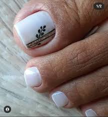 Diseños de uñas para pies. Pin De Consuelo Alvarez En Pedicura En 2021 Unas Manos Y Pies Disenos De Unas Pies Unas De Pies Sencillas