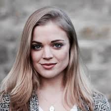 Kristen Halstead's Instagram, Twitter & Facebook