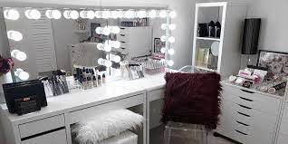 16 Insanely Gorgeous Makeup Dressing Tables And Where To Buy In Singapore Zula Sg Bedroom Vanity Set Elegant Vanity Makeup Dressing Table