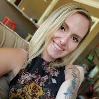 Stephanie Hummel's Instagram, Twitter & Facebook