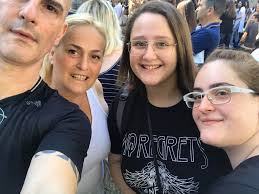 ירין שחף הינו טרנדולוג העוסק בחיזוי העתיד ובניסיון לקרוא מגמות בעולמות היופי טרם תמונות. Yarin Shahaf ×™×¨×™×Ÿ ×©×—×£ Home Facebook