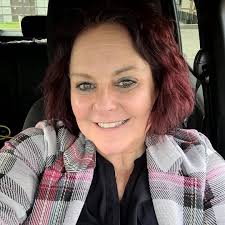 How y'all doing and yeah yeah I know I look mad I'm still working