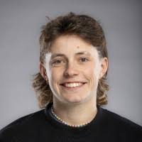 Carly Jackson's Instagram, Twitter & Facebook