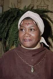 Pitkin Avenue Traffic Light Parade in Brooklyn, May 1929. Art Prints,  Posters & Puzzles from Fine Art Storehouse