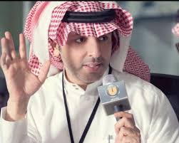 ومن أبرز تغريدات الشاب محمد الخميس، أنه غرد على تويتر (اللهم سخر لي من يدعو لي بعد ويحظى الخميس بمتابعة أكثر من 69 ألف شخص على موقع تويتر، وهو يعمل في مجال التحليل. Ø¹ÙˆØ¯Ø© Ø§Ù„Ù…Ø°ÙŠØ¹ Ø§Ù„Ù…ØªØ£Ù„Ù‚ Ù…Ø­Ù…Ø¯ Ø§Ù„Ù…Ù‚Ø¨Ù„ Ø¨Ø¨Ø±Ù†Ø§Ù…Ø¬Ù‡ Ø§Ù„Ù…Ø¹Ø±ÙˆÙ Ø¬ÙŠÙ… ÙˆÙ„ÙŠØ§Ù‚Ø©