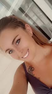 Anna Alvey's Instagram, Twitter & Facebook