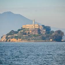 Alcatraz is located in san francisco bay, approximately 1.25 miles (2.01 km) from the northern shore of san francisco. Alcatraz Facts Facts Just For Kids
