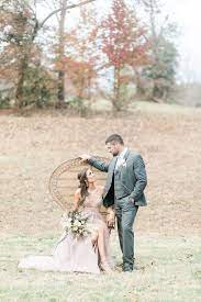 Modern Bohemian Wedding Inspiration At The Pointe At Lake Hickory Wedding Inspiration Fall Bohemian Wedding Inspiration Lake Wedding Venues