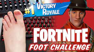 FORTNITE FOOT CHALLENGE! | I Won Only Using My Feet! - YouTube
