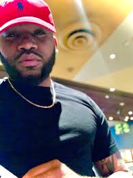 Kenneth Devoe's Instagram, Twitter & Facebook