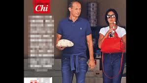 Get all the lyrics to songs by ambra angiolini and join the genius community of music scholars to learn the meaning behind the lyrics. Ambra Angiolini Nella Nuova Casa Con Allegri Ha Lasciato La Villa In Cui Viveva Con Renga Foto Ultime Notizie Flash