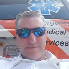 Douglas Corwin (@leftybutrighty)