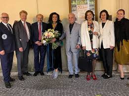 We would like to show you a description here but the site won't allow us. Die Sonntag Presse 7 Juni 2020 Klassik Begeistert