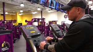 Planet Fitness Elliptical Machine How To Use The Elliptical Machine At Planet Fitness Workout Ellipticals Elliptical Machine