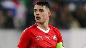 På schweiz presskonferens fick arsenalstjärnan granit xhaka frågan om janssons gest, men då bröt presschefen in efter att stjärnan inte velat svara. Schweiz Gegen Japan Alle Infos Zum Live Stream Goal Com