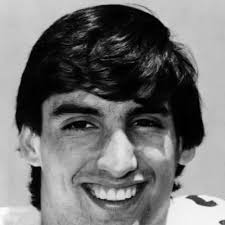 Luck_Oliver.jpg?width=400&height=400&mode=crop&anchor=topcenter&format=jpg&quality=80