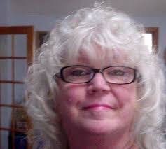 Karen Enos's Instagram, Twitter & Facebook