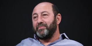 La part du soupçon est un téléfilm français réalisé par christophe lamotte et diffusé en deux parties en 2019 en belgique sur la une et en france sur tf1. Who Is Kad Merad Dating Kad Merad Girlfriend Wife