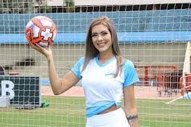 Anápolis aparecidense atletico go crac goianésia goias gremio anapolis iporá itumbiara jaraguá ec jataiense vila nova. Fotos Veja O Ensaio De Erika Carvalho Musa Do Gremio Anapolis Musa Do Goianao Ge