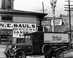 Walker Evans New Orleans Street Corner Mid 1930s Walker Evans Walker Evans Photography New Orleans