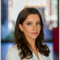 Danielle Spence's Instagram, Twitter & Facebook