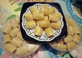 Nastar yang biasa hadir saat idul fitri berbentuk bulat semppurna. Cara Memasak Nastar Gulung Kekinian