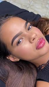 O glow up de milhões 🔥 Cast. Escuro @menelaoficial . . . #sobrancelha  #sobrancelhas #sobrancelhasperfeitas #henna #sobrancelhasnaturais  #sobrancelhamarcada #sobrancelhaspoderosas #designdesobrancelhas ...