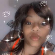 Eileen Stallsmith's Instagram, Twitter & Facebook