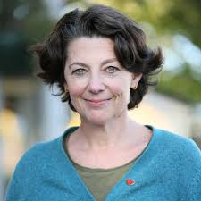 Introducing Next Wave 2024 👏🎭 The Abbey Theatre is committed to providing  opportunities for playwrights to evolve their craft and expand their  practice. We are thrilled to announce our first edition of