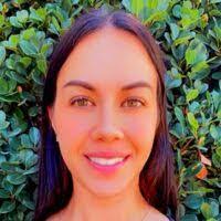 Rebecca Stringfellow's Instagram, Twitter & Facebook