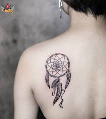 Xăm hoa, xăm chữ nhỏ, xăm đàn chim nhỏ ở vai sau, sắp trắng đen hình càn hoa, xăm danh ngôn hoặc 1 từ tiếng anh bất kỳ là top những mẫu hình xăm mini ở vay cho nữ 2020 đang hot. Hinh XÄƒm Mini Sieu Ä'áº¹p Hot Nháº¥t NÄƒm 2019 Táº¡i Rio Tattoo Studio Rio Studio