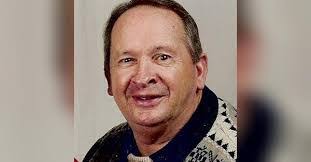 Sandra Whetsel's Instagram, Twitter & Facebook