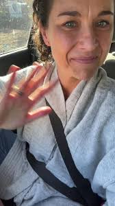 December wellness! 20 mins workouts. Comment “20” for details 💫, Time to  enjoy this magical holiday season together while taking care of ourselves ❄️