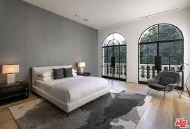 Что доступно гостю living room, private bedroom, 2 dinning rooms(one with tv with firestick connected). 45 Mansion Primary Bedroom Designs Photos