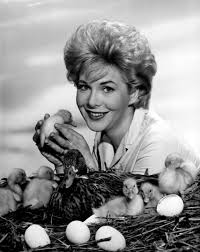 Connie Cezon - Gertie | Physical Comedy, Abbott And Costello, Short Subject