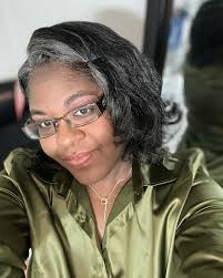 She don too get peace of mind જુવે tej. @africanbadman1  edonteyweyIbursrnymamahelt tey wey burst my mama head last, make e don Igo  draw tattoo make she know say e still dey body.