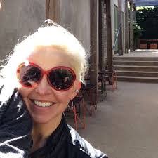 Julie Estep's Instagram, Twitter & Facebook