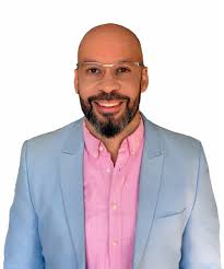 Che Johnson, Community Development