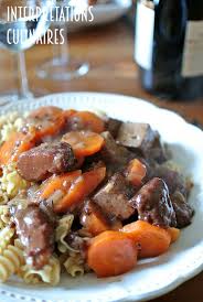 Bourguinon Vegan Pour 2 Bons Appetits 250g De Seitan 100g De Tofu Fume 1 Gros Oignon Emince 1 Gousse D Ail Hachee 250g De Cuisine Vegetarienne Seitan Tofu Fume