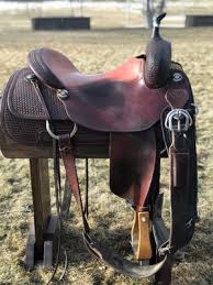 15 1/2” Vic Bennett Cutting Saddle