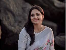 Latest movies in which gayathri arun has acted are one, thrissur pooram and ormma. Parasparam Gayathri Arun Turns Nostalgic About Parasparam Days Times Of India