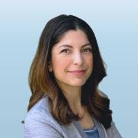 Daniela Amado's Instagram, Twitter & Facebook