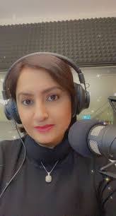 Preeti Dixit's Instagram, Twitter & Facebook