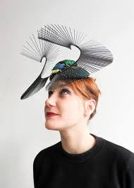 Bravo à Marion Clément, chapelière-modiste installée à Saint-Etienne, qui  vient de remporter le prix de la créativité