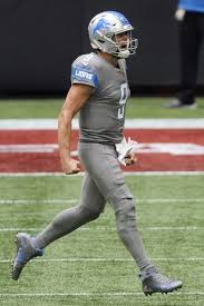 Stafford signed the richest contract in nfl history last summer (since exceeded by jimmy garoppolo and matt ryan). Detroit Lions Need To Let Matthew Stafford Loose