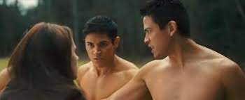 Come along and follow our adventures! Bella Swan What Did You Do To Him Sam Uley Hey Easy Bella Swan He Didn T Want This Paul But We Do What Did He Do New Moon Twilight Forever Sam