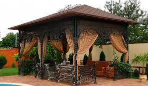 Pergolas made of metal (64 photos): metal buildings - simply and  beautifully, iron structures from the profile, the pros and cons of the  metal profile