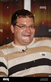 Alexander elton hi-res stock photography and images