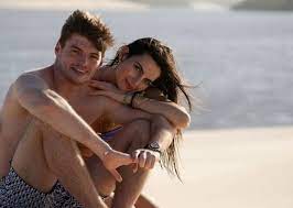 Последние твиты от max verstappen (@max33verstappen). Max Verstappen 23 Bevestigt Relatie Met 32 Jarige Dochter Van Braziliaanse Formule 1 Legende Formule 1 Hln Be